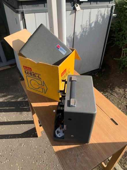 Photo of free Kodak super 8 movie projector (Dalry EH11) #4