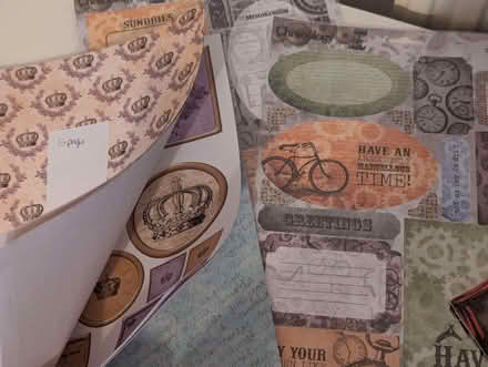 Photo of free Various paper craft bits (CT15) #2