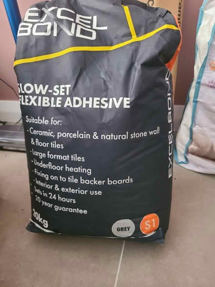 Photo of free Tile adhesive grey (CR0) #1
