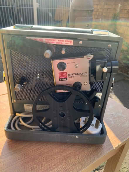 Photo of free Kodak super 8 movie projector (Dalry EH11) #3