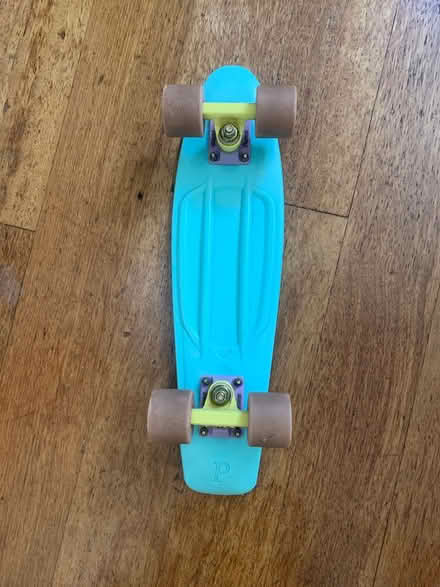 Photo of free Skateboard (W1H) #2