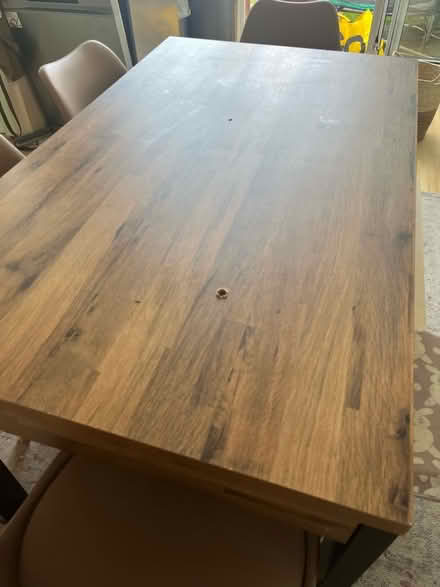 Photo of free Dining room table (EN2) #3