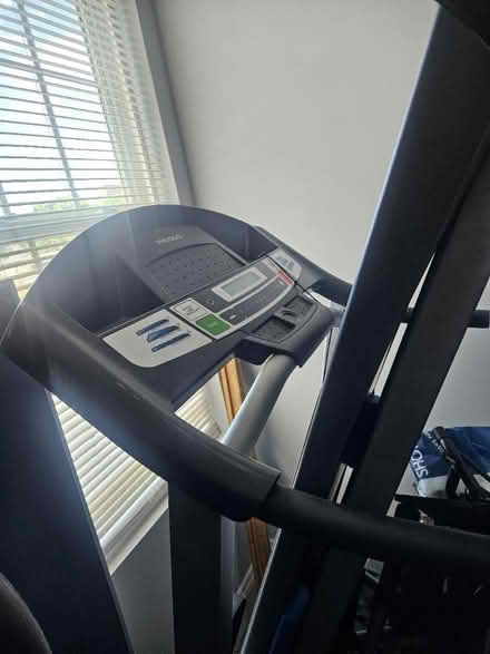 Photo of free Treadmil (NE DC by 8th and H st) #2