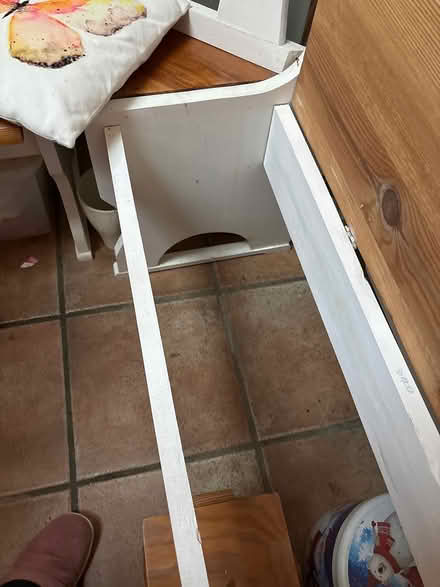 Photo of free 2 Corner benches (Cambridge) #2