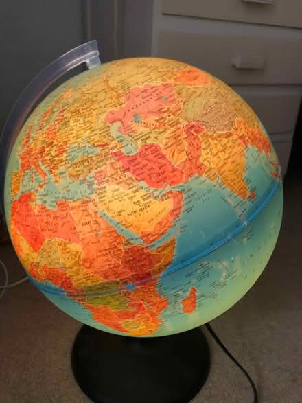 Photo of free Light up globe (Little Kingshill HP16) #2