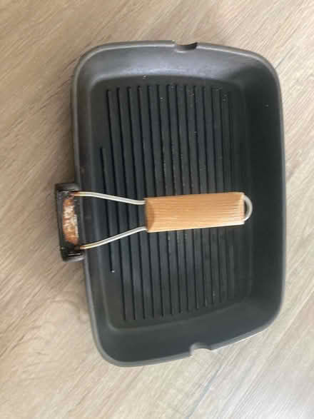 Photo of free Pots and pans (Slateford EH14) #2