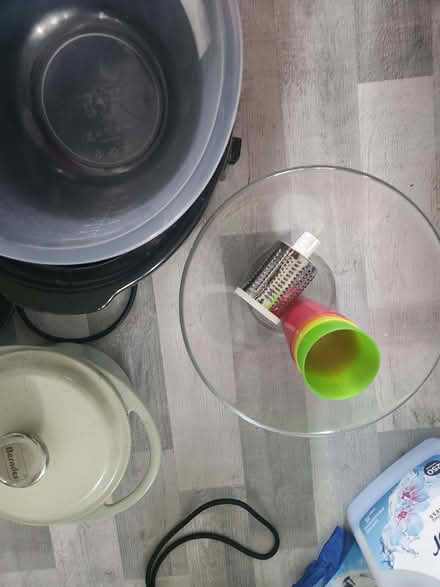 Photo of free Kitchen stuff (E8) #1