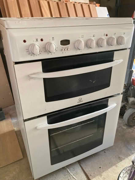 Photo of free 60cm freestanding electric cooker (Eton College SL4) #1