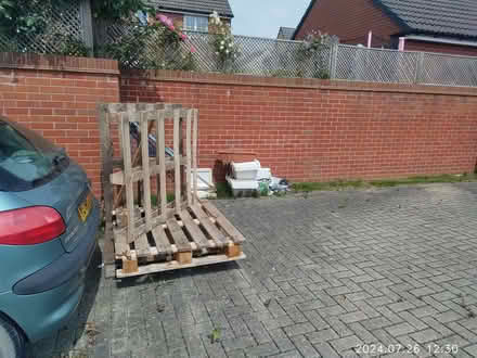 Photo of free pallets (Evercreech BA4) #1