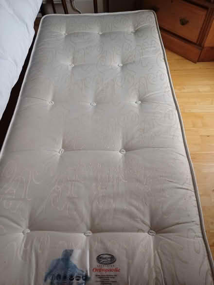 Photo of free Single matress (LA9) #2