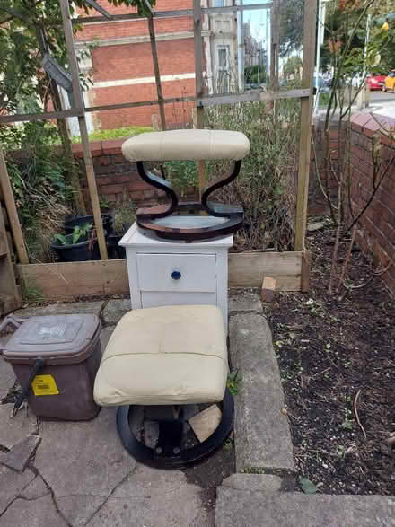 Photo of free 2 cream foot rests (Grangetown, Cardiff, CF11) #1