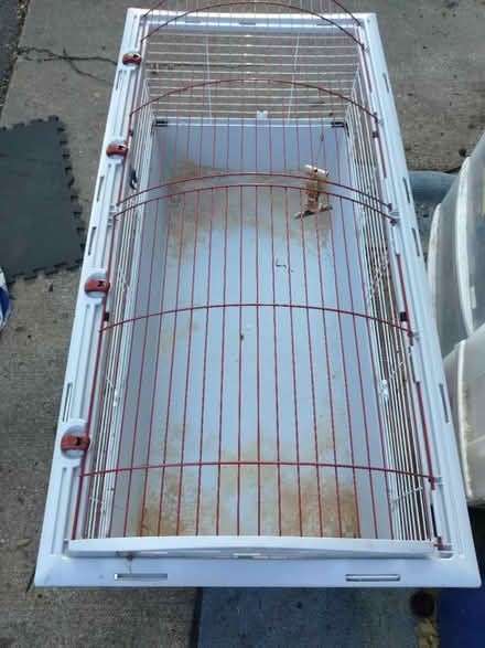 Photo of free small animal cage (50th terr & Nieman Shawnee ks) #1