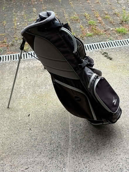 Photo of free Golf bag and trolley (Heale TA10) #1
