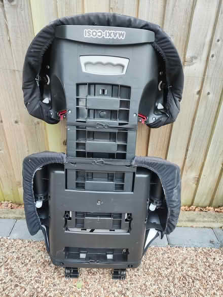 Photo of free Maxi Cosi Child's Car Seat (North Baddesley) #3