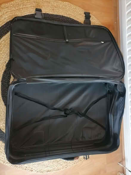 Photo of free Canvas, lightweight suitcase (Tillicoultry FK13) #3