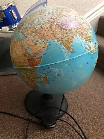 Photo of free Light up globe (Little Kingshill HP16) #1