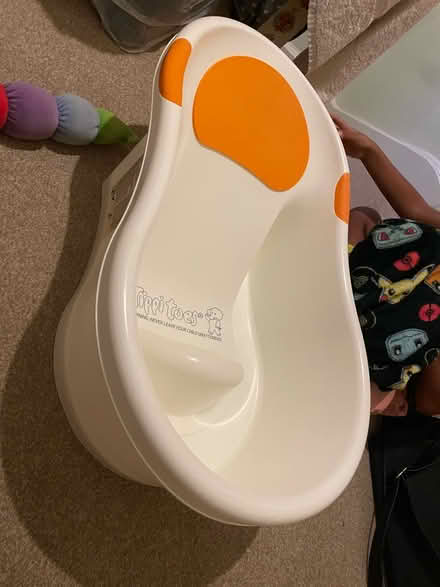 Photo of free Baby bath (SE19) #1