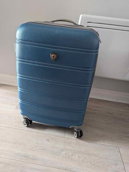 Photo of free Suitcase (OX1 Grandpont) #1
