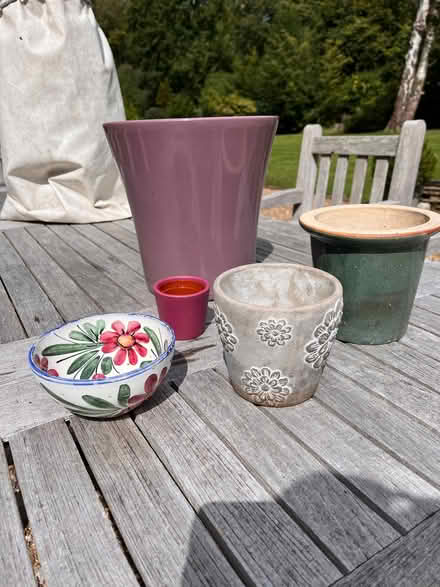 Photo of free 5 Plant pots- various sizes (Hales Bridge RH5) #2