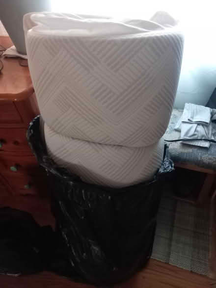 Photo of free clean twin foam mattress (Seatac) #2