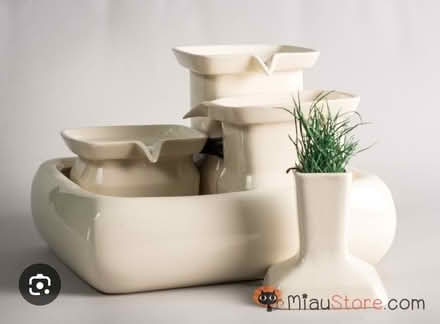 Photo of free Vase for miaustore cat fountain (Camberwell SE5) #2