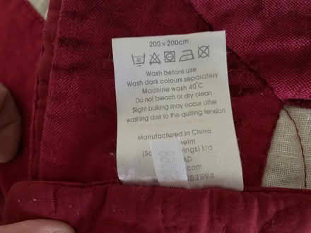 Photo of free King Size Bedspread / Quilt 200 x 200 cms (Bassingham LN5) #2