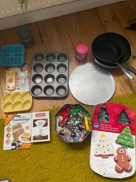 Photo of free Various baking and cooking items (SE24 9PU) #1