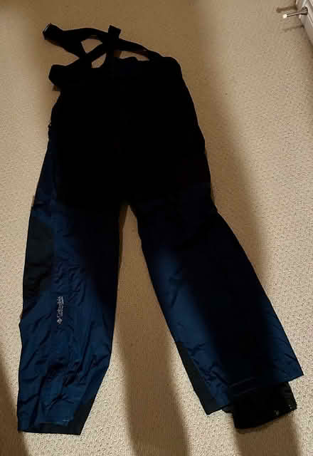Photo of free Downhill ski pants (size large) (Beaconhill South) #2