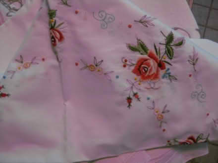 Photo of free Stained vtg linen tablecloth (Foss Park Somerville) #3