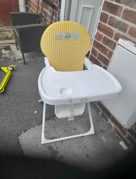 Photo of free High baby seat (S5 6QB) #1