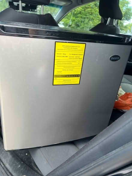 Photo of free Mini college refrigerator (Potomac) #1