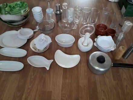 Photo of free kitchenware crockery. Last chance (saltaire BD18) #2