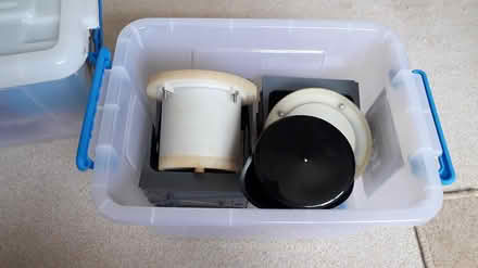 Photo of free tumble polisher (Newbury RG14) #1