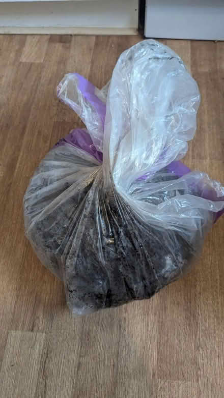 Photo of free Soil (M20) #1
