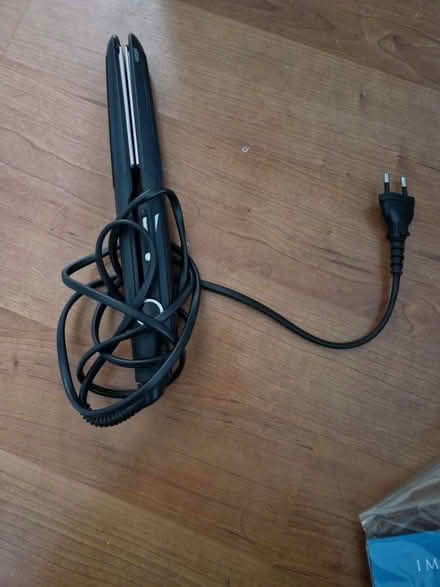 Photo of free Hair straightener (NW10) #1