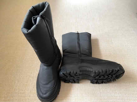 Photo of free Ladies Snow boots (Near Evercreech BA4) #1