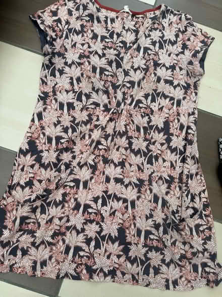 Photo of free Size M dress (East dulwich SE22) #1