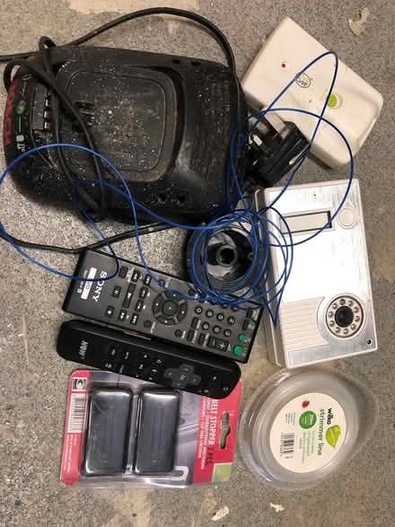 Photo of free Random bits (DA12) #1