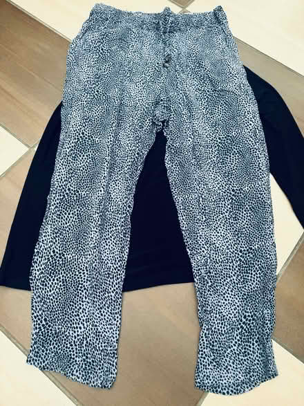 Photo of free Woman clothes (East dulwich SE22) #2
