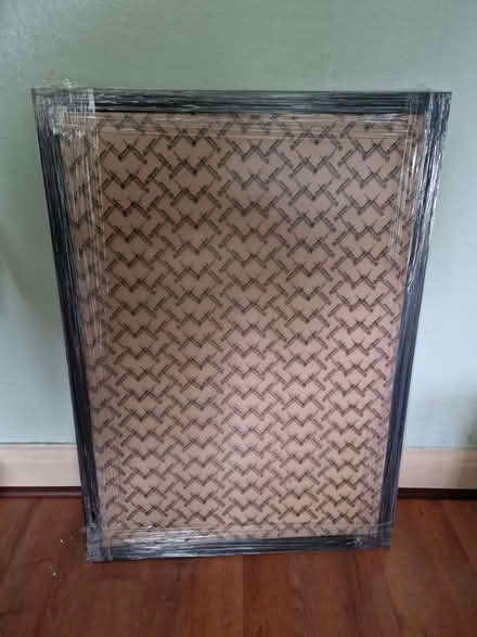Photo of free Picture frame (NW10) #1