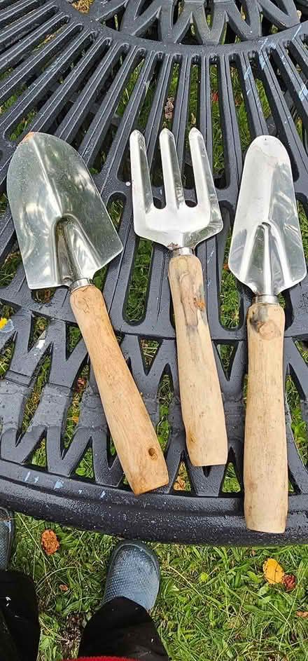 Photo of free Hand Trowels and Hand Fork (Rickmansworth WD3) #1