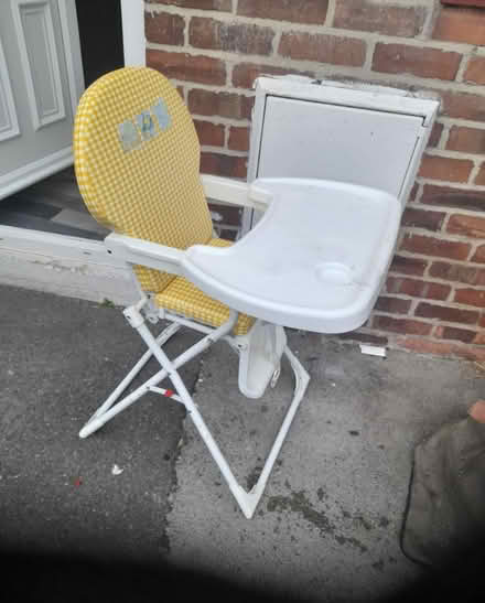 Photo of free High baby seat (S5 6QB) #2