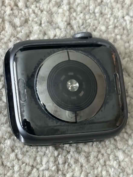 Photo of free Apple Watch broken (Sw20) #2
