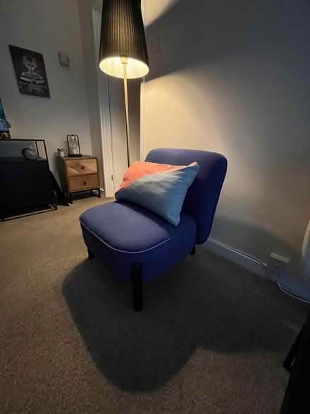 Photo of free Small chair with 3 cushions (Ealing W13) #1
