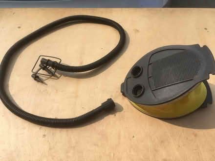 Photo of free Bellows air pump (Wallingford) #1
