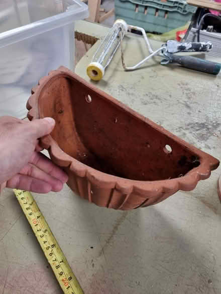 Photo of free Wall Pot terracotta (EN11 rye house area) #2