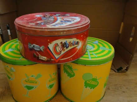 Photo of free Large tins (Earls Barton NN6) #1