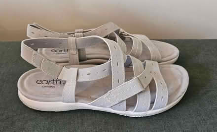 Photo of free Women's sandals (Wallingford) #3