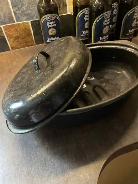 Photo of free Oval metal casserole dish (Worthing BN11) #1