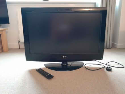 Photo of free LG Television (Rugby CV21) #1